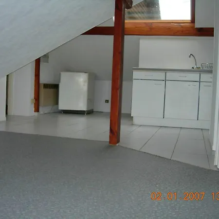 Studio Avec Terrasse Et Wifi A Saint Die Des Vosges *
