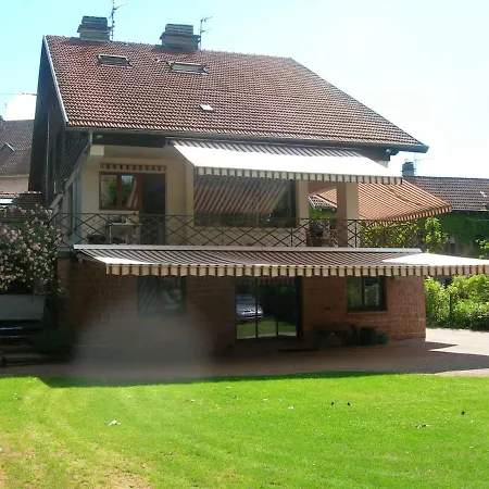 Studio Avec Terrasse Et Wifi A Saint Die Des Vosges Lägenhet